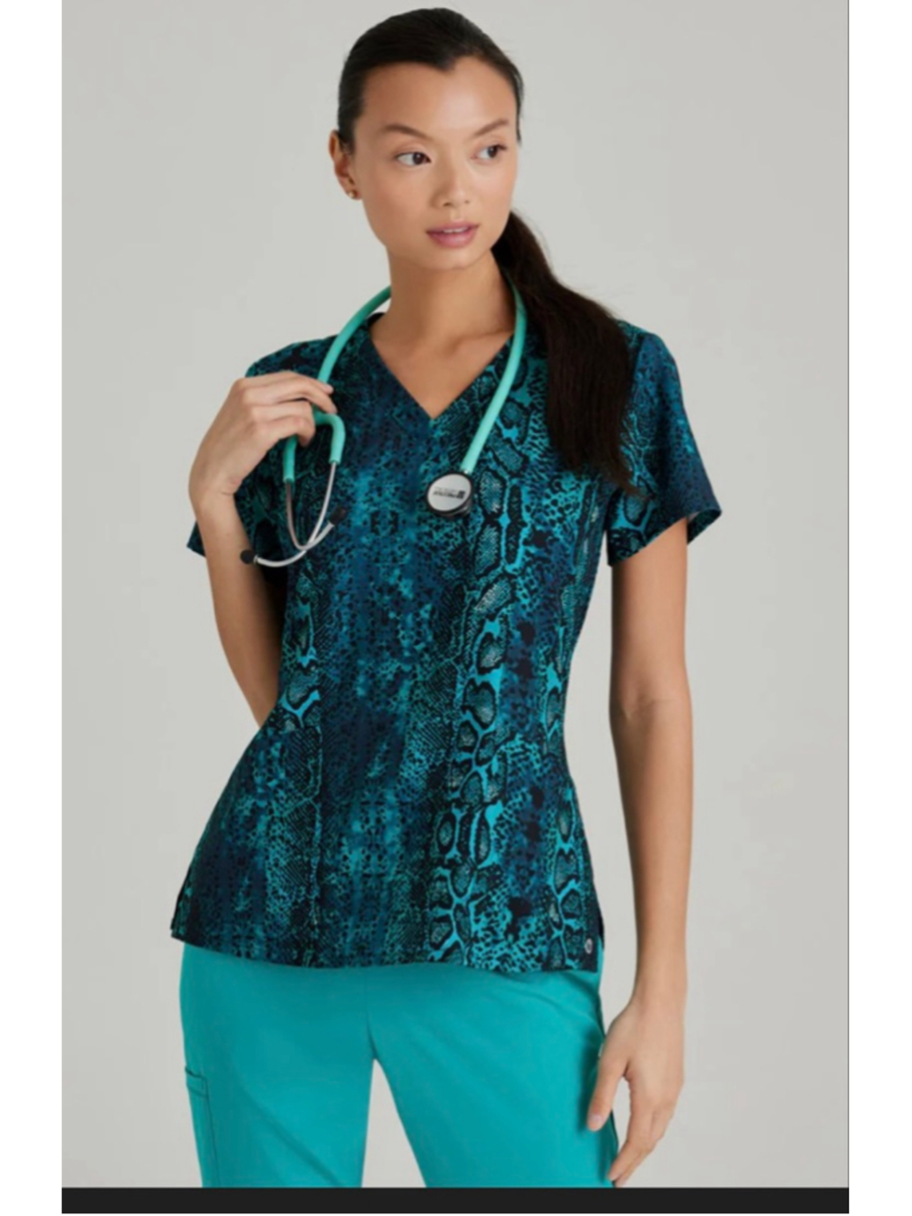 Women's BARCO ONE Teal Black Snake Print Scrub Top 2XL